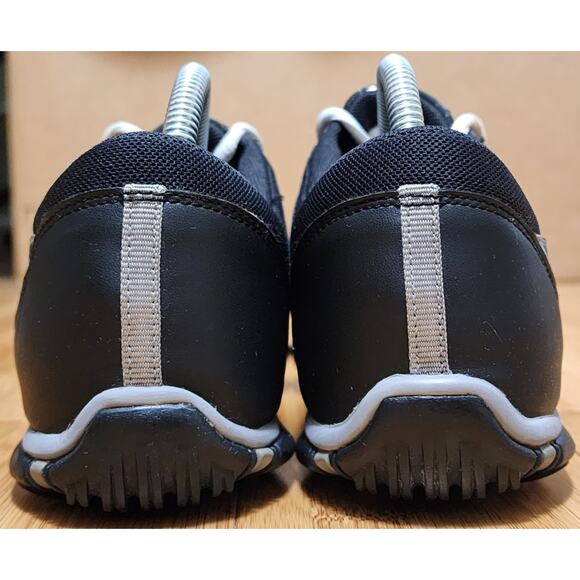 Nike Delight Womens Golf Shoes Soft Spike Cleats Black Leather Size 6 418355-010 - Picture 6 of 9